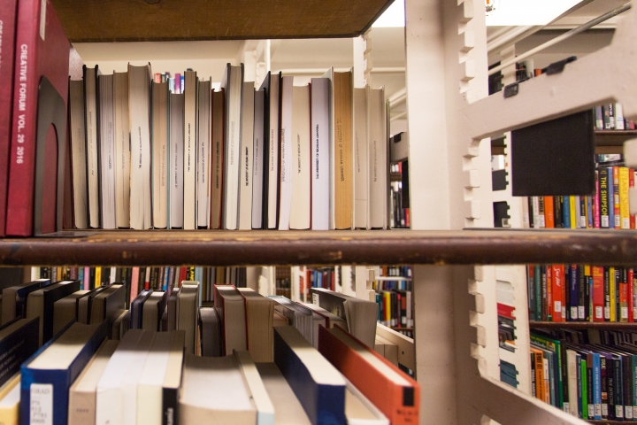 Image of library bookshelves.