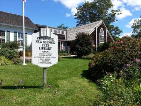 A photograph of the Cutchogue-New Suffolk Free Library