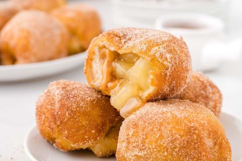 carmel apple pie bombs